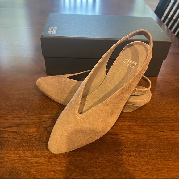 Eileen Fisher Taupe Suede Gatwick Slingback Block Heel Pump - NWT 6.5 - Picture 11 of 12